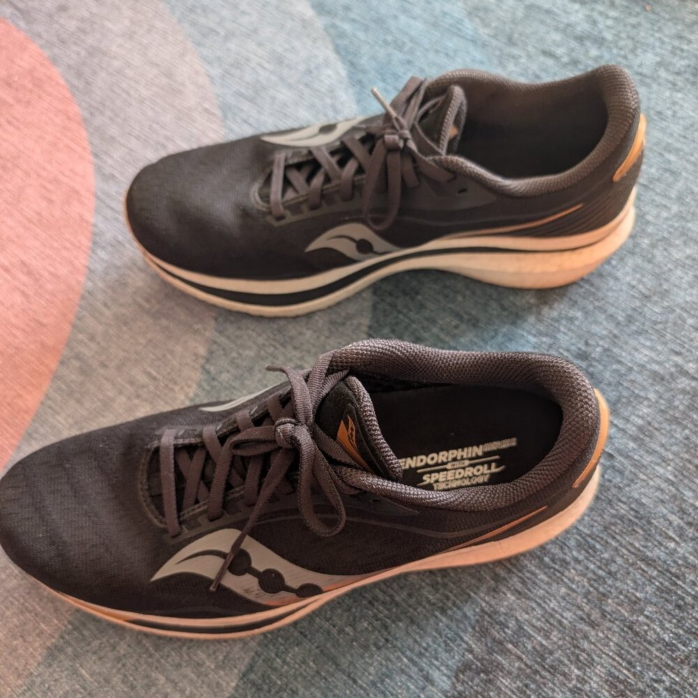 Saucony Endorphin Speed Black/Gold - Men's Size 9.5 D - Picture 2 of 5